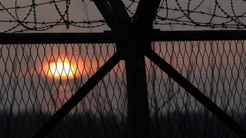 A barbed wire fence at a military check point near the demilitarized zone (DMZ) separates South and North Korea on January 6, 2016 in Paju, South Korea. (Chung Sung-Jun/Getty Images)
