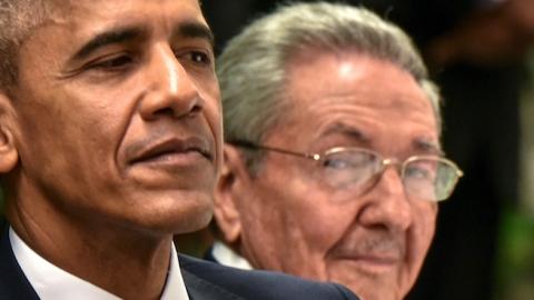 Cuban President Raul Castro (R), US President Barack Obama (L) during the state dinner at the Revolution Palace in Havana on March 21, 2016. (ADALBERTO ROQUE/AFP/Getty Images)