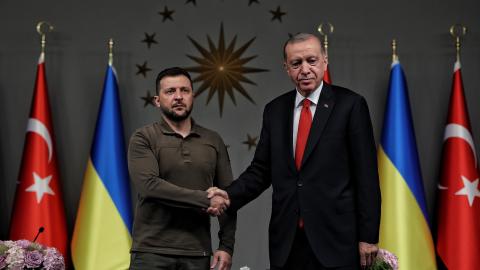 Turkish President Recep Tayyip Erdogan and Ukrainian President Volodymyr Zelensky attend a joint press conference at the Vahdettin Mansion on July 8, 2023, in Istanbul, Turkey. (Ozan Guzelce/ dia images via Getty Images)