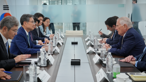 Foreign Minister Cho Hyun visited Hudson to discuss US-ROK relations and strategic priorities, security challenges in the Indo-Pacific, and paths for further cooperation.