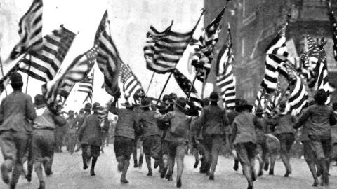 Boy Scouts take to the streets in New York City, 1917. (Underwood & Underwood/National Geographic Magazine/Wikimedia)