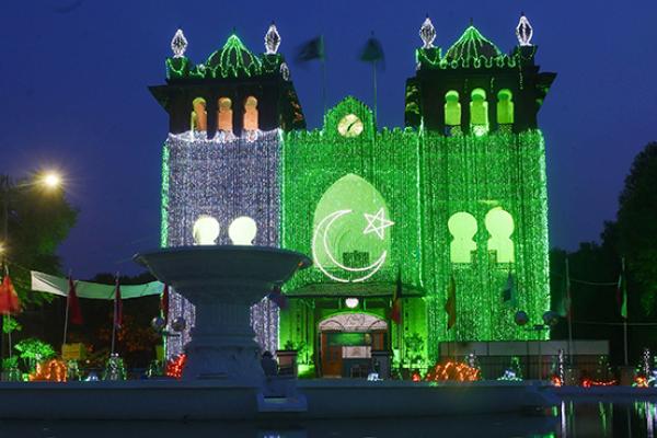 Pakistani Independence Day celebration in Lahore, August 13, 2017 (ARIF ALI/AFP/Getty Images)